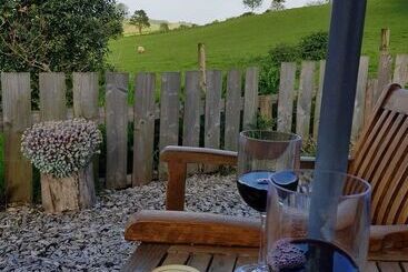 Foxglove Holiday Private Eco Accommodation