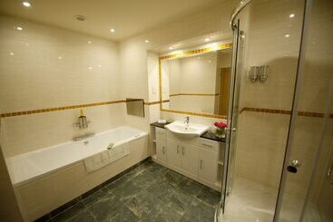 هتل Batch Country House