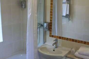 هتل Batch Country House