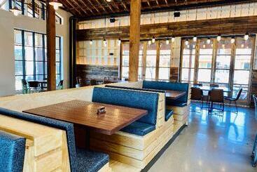 Cotton Court Hotel, By Valencia Hotel Collection