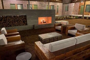 Cotton Court Hotel, By Valencia Hotel Collection