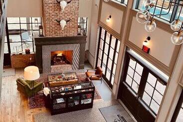 Cotton Court Hotel, By Valencia Hotel Collection