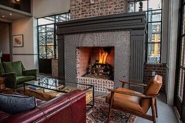 Cotton Court Hotel, By Valencia Hotel Collection