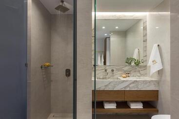 هتل Mirabile Luxury Suites