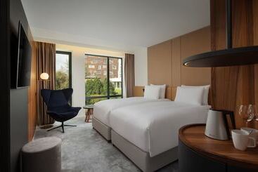 هتل Mövenpick Moscow Taganskaya