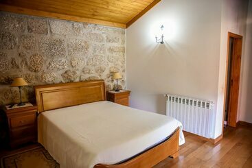 Rustic House With Swimming Pool, Vieira Minho By Izibookings