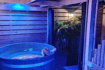 Appart Hotel Glam88 Suites Avec Spa Et Sauna Privatif