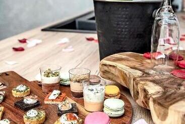 Appart Hotel Glam88 Suites Avec Spa Et Sauna Privatif