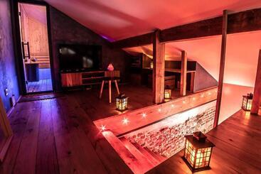 Appart Hotel Glam88 Suites Avec Spa Et Sauna Privatif