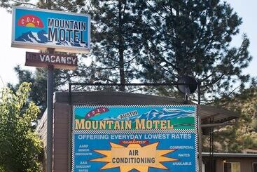 Cozy Mountain Motel