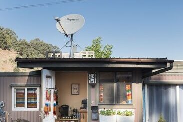 Cozy Mountain Motel 