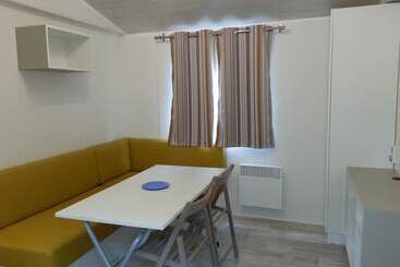 هتل Camping Du Pont D Avignon