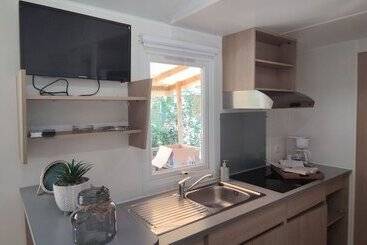 هتل Camping Du Pont D Avignon