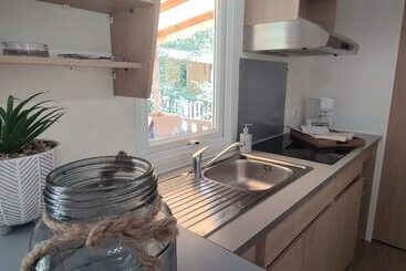 هتل Camping Du Pont D Avignon