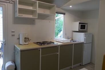 هتل Camping Du Pont D Avignon