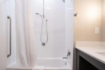 مُتل Best Western Plus Prince George