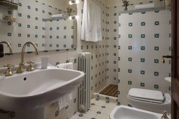 اقامتگاه Borgo Lucignanello Bandini