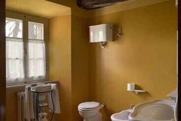 اقامتگاه Borgo Lucignanello Bandini