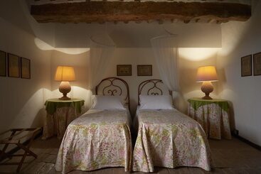 اقامتگاه Borgo Lucignanello Bandini