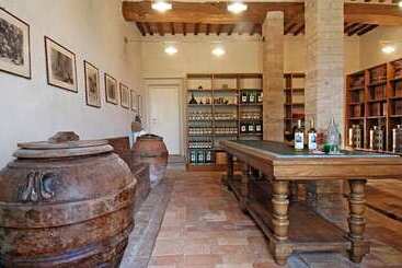 اقامتگاه Borgo Lucignanello Bandini