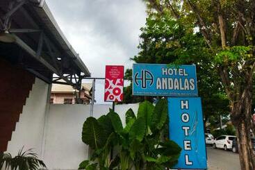 هتل Syariah Andalas Palu Redpartner