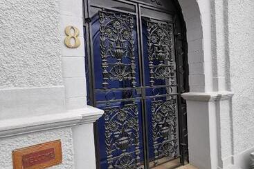 پانسیون Dawson Manor Guest House