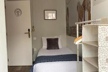 هاستل Guest House Stories
