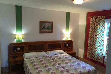 Apartamentos Colon Y Bungalows