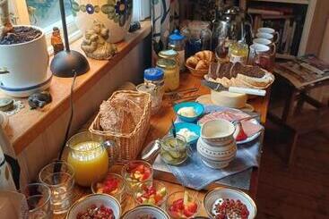 تختخواب و صبحانه Flodhästens Husrum & Frukost