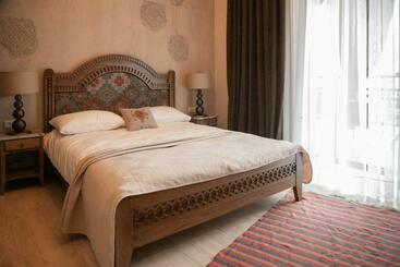 هتل Boutique Ethno
