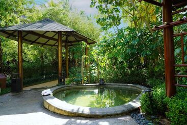هتل Doubletree By Hilton Lingshui Hot Spring