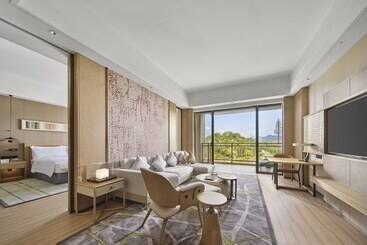 هتل Doubletree By Hilton Lingshui Hot Spring