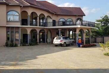 هتل Osaah Bema Lodge