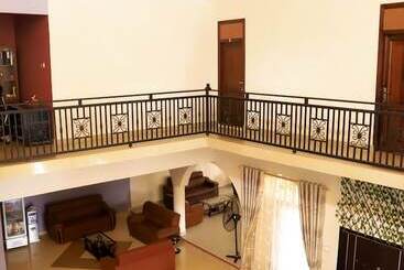 هتل Osaah Bema Lodge