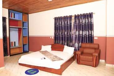 هتل Osaah Bema Lodge