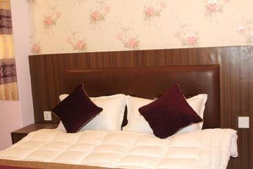 هتل Parami Inn