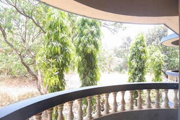 هتل Ronak Cottage