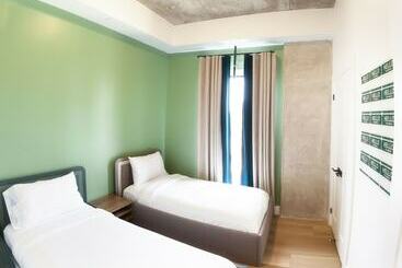 هتل The Laundry Rooms   Waterloo