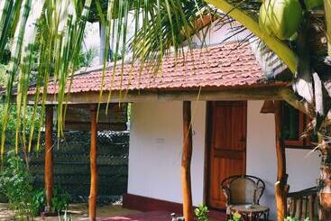 استراحتگاه Prime Surfers Bungalow