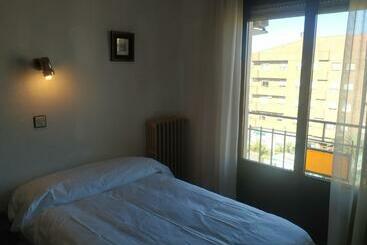 Hostal Agripino Y Restaurante Asiático - Mora
