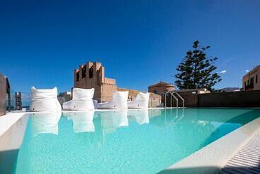 Azzoli Trapani  Apartments&skypool  Adults Only