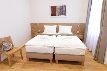 Domus Peregrini Apartmanok