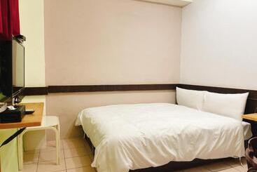 Forever Happiness Hostel
