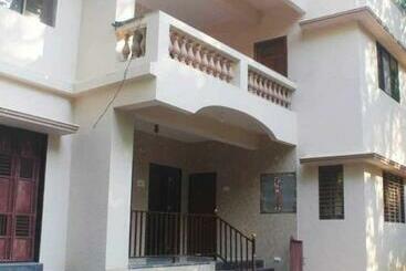 هتل Orchid Anant Holidays