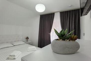 پانسیون Casa Sima