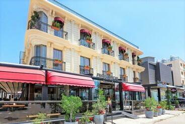 Premium Inn City Hotel & Restaurant Central Shopping Street Location !