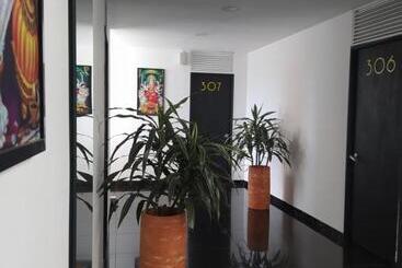 تختخواب و صبحانه Aura Medellin