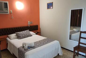 هتل Atlantico A 150 Mts De Playa Martí