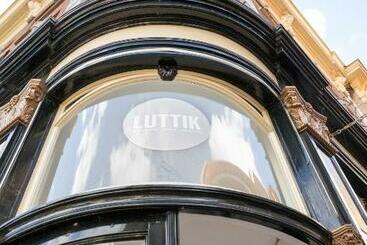 酒店 Luttik