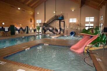 هتل Timberlake Lodge